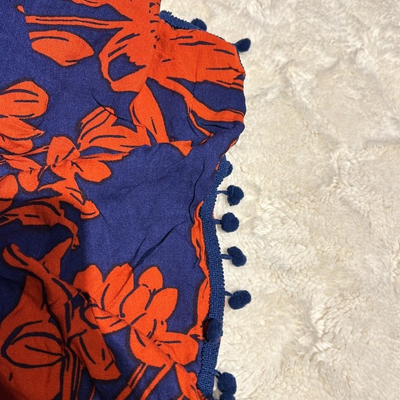 Swim cover up - Picture 4 of 4